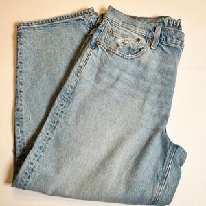 American Eagle Women's 12 Light Wash Mom Jeans High Waisted Distressed Stretch